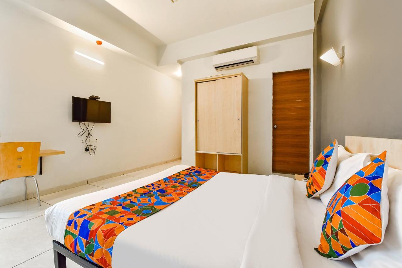Fabhotel Kaviya - Bopal Ahmedabad Exterior foto